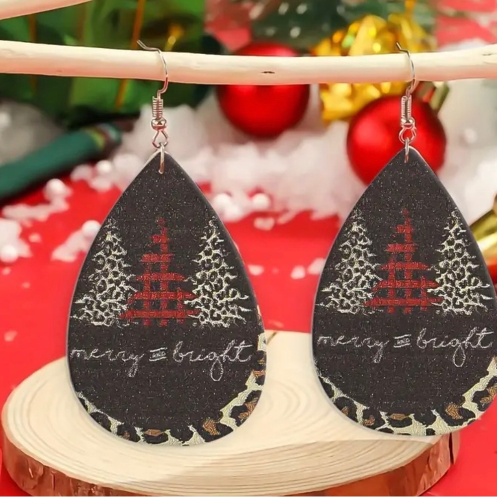 New Black faux leather Christmas tree earrings